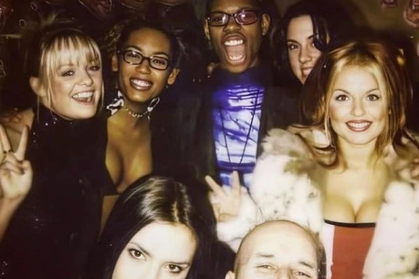 Le Spice Girls con Skin