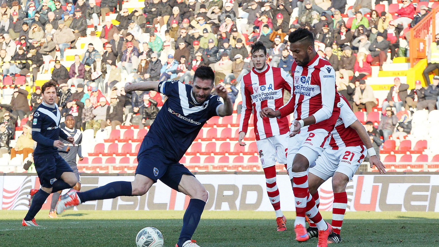 Andrea Caracciolo segna il gol dell'1-0