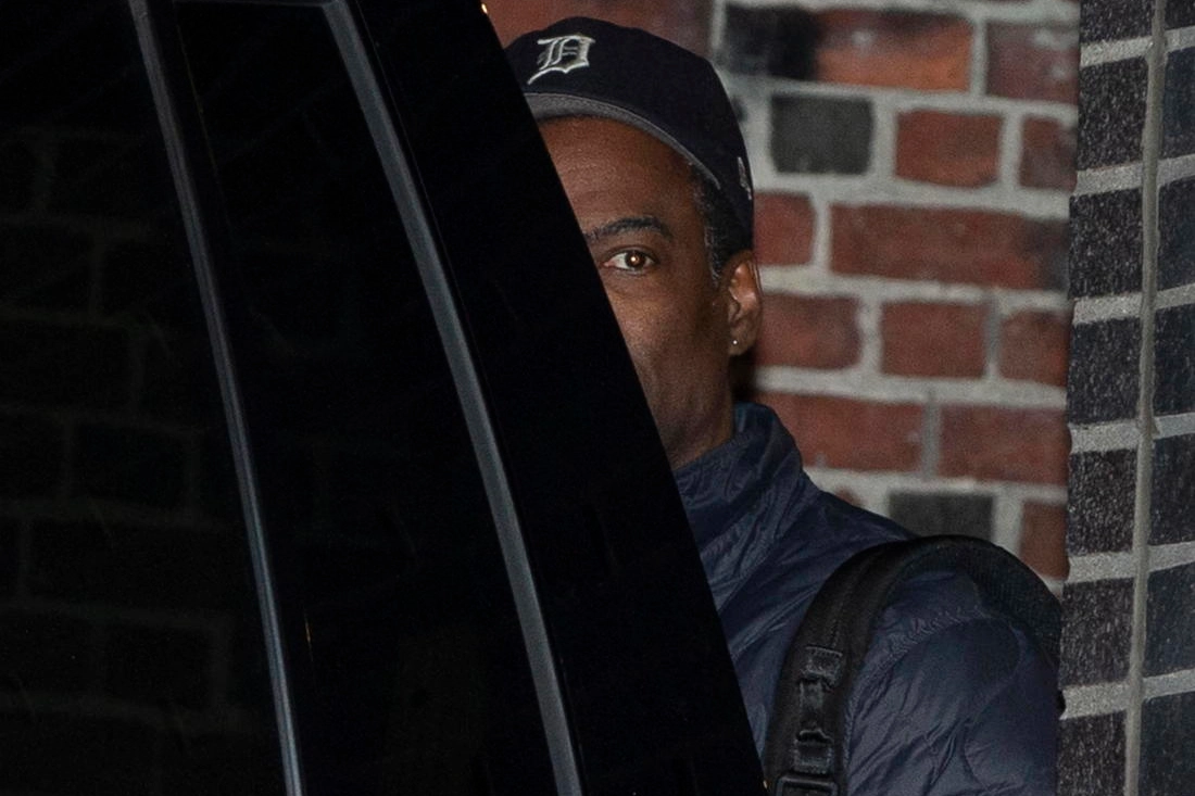 Chris Rock fotografato dopo lo show di Boston