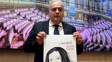 Ilaria Salis, il padre incontra La Russa: “Piena convergenza”. Lunedì vedrà Tajani e Nordio