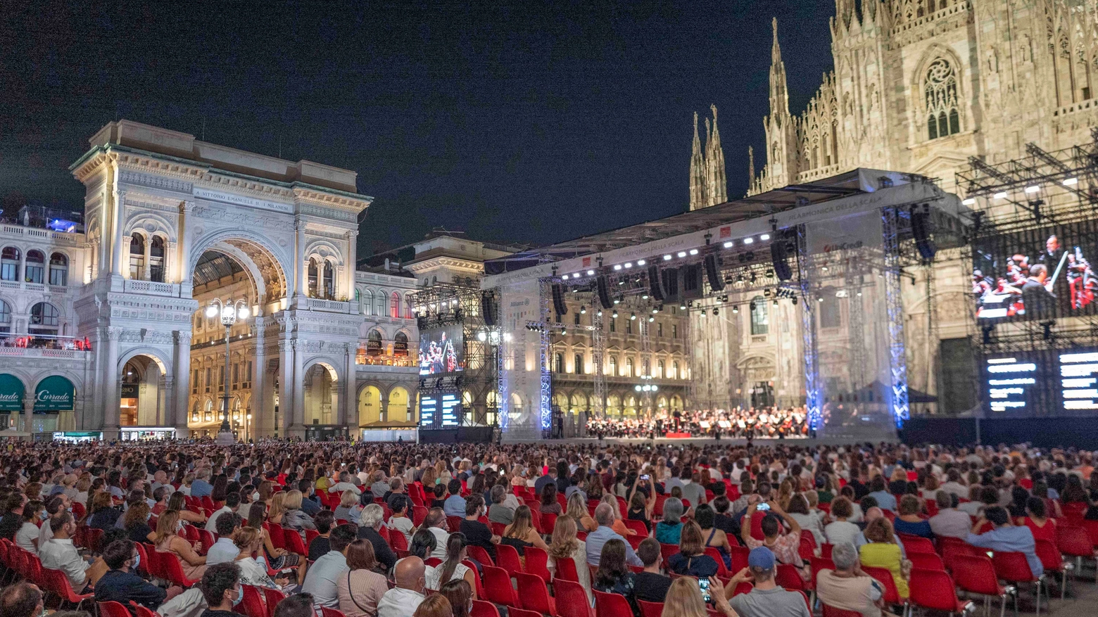 Concerto per l'Italia in piazza Duomo