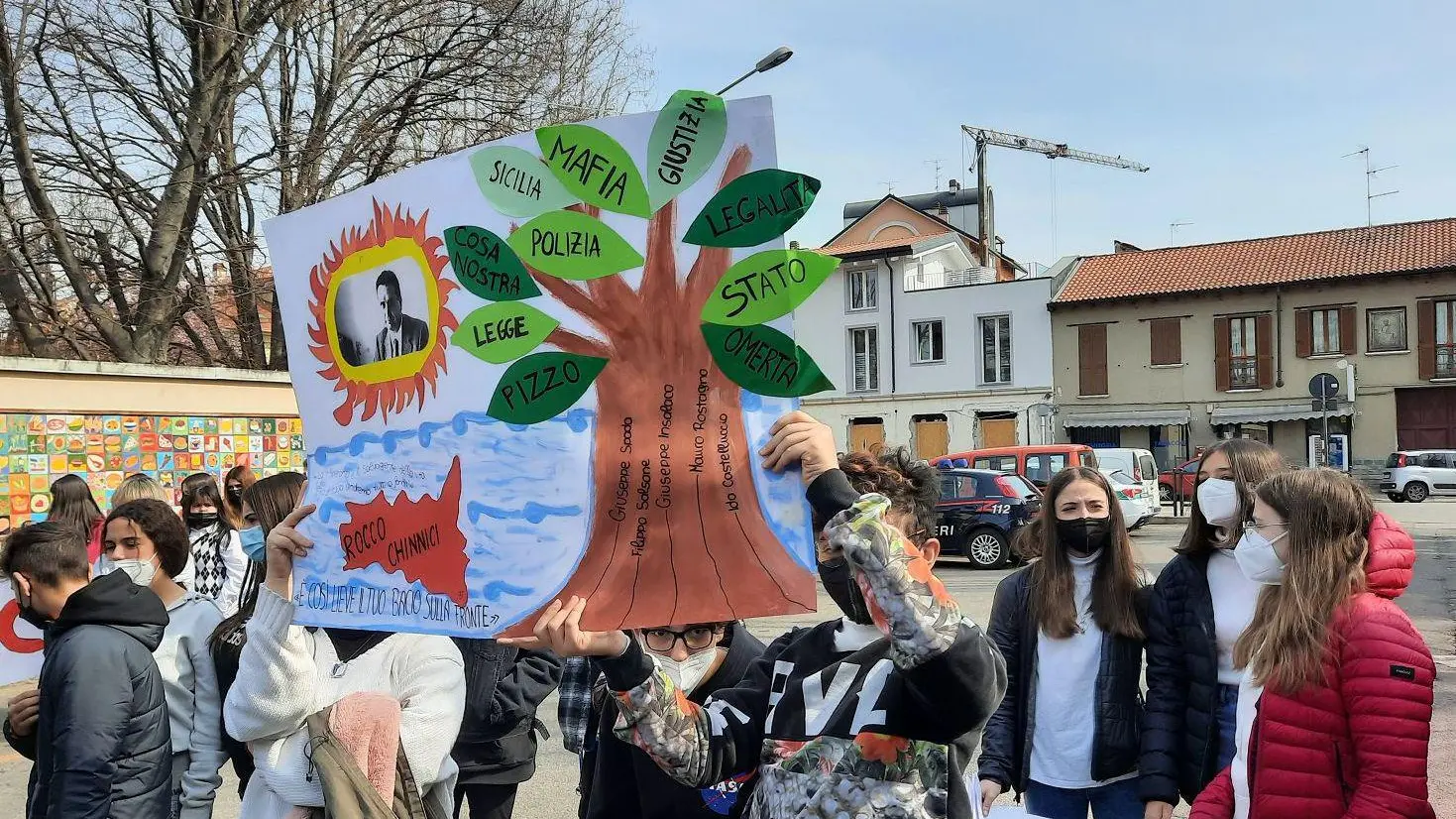 Studenti contro la mafia I nomi delle vittime e le note dell’orchestra Studenti contro la mafia I nomi delle vittime e le note dell’orchestra
