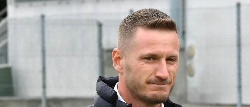 Il Milan Primavera affronta il Borussia Dortmund per la quinta giornata di Youth League. I rossoneri sono primi nel girone, mentre i tedeschi secondi. Abate e Zeroli carichiano i compagni di squadra per affrontare la sfida. L'Inter, invece, giocherà in trasferta contro il Benfica.