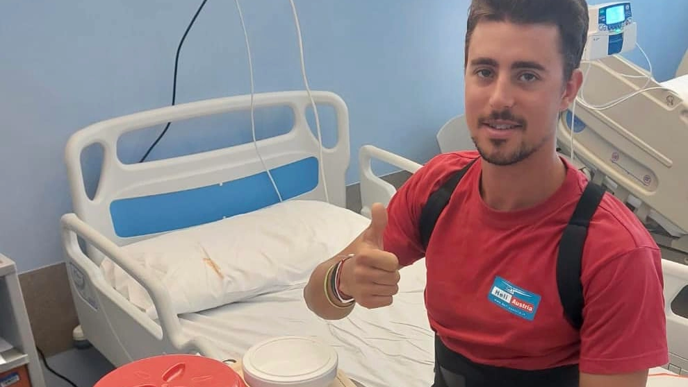 Marco Gualtiero nel suo letto d'ospedale Marco Gualtiero nel suo letto d'ospedale
