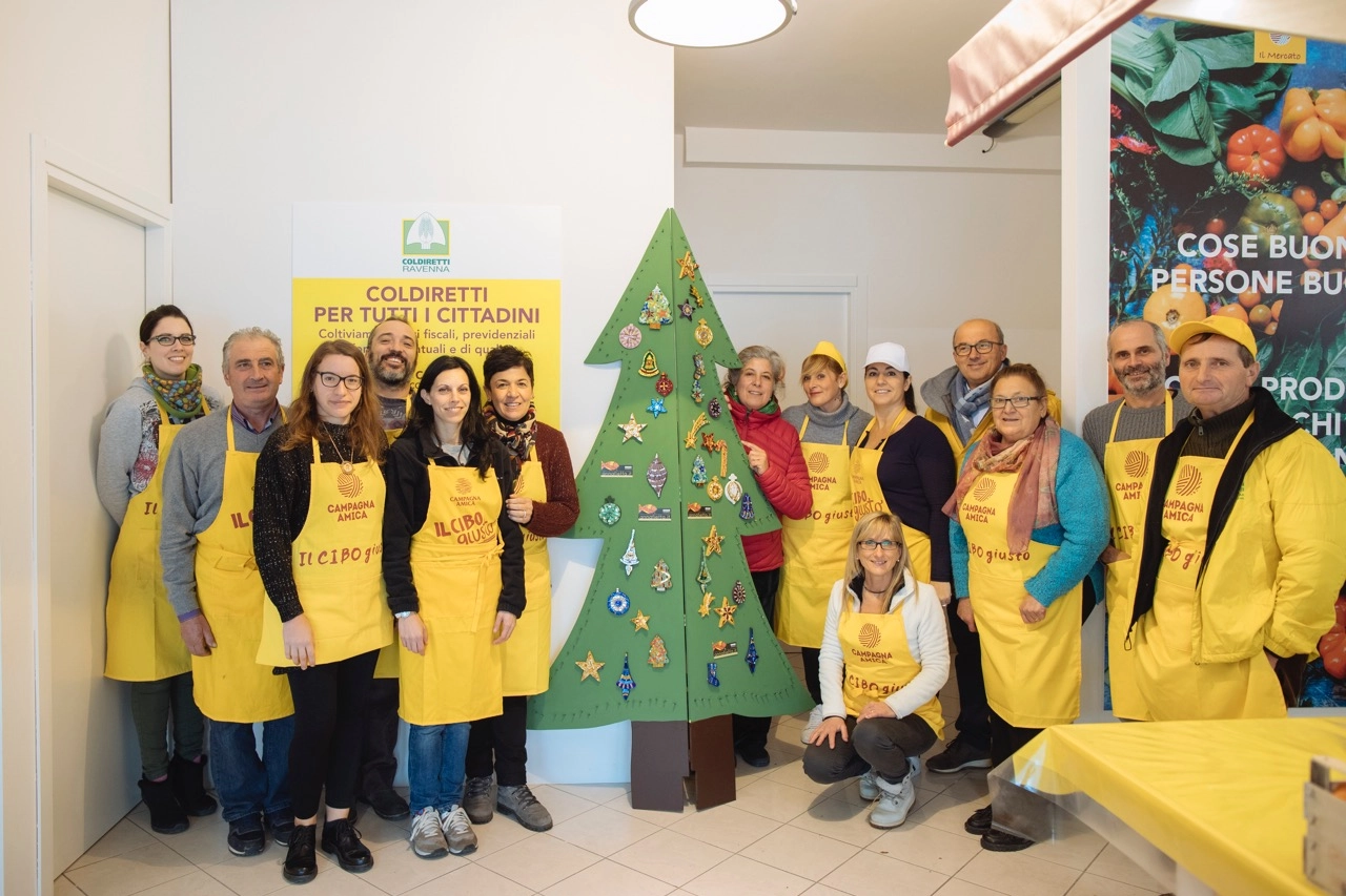 Albero di Natale del Mercato coperto contadino di Campagna Amica