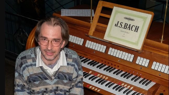 Il Maestro Roberto Mucci organista della Basilica di Santa Maria Maggiore di Bergamo