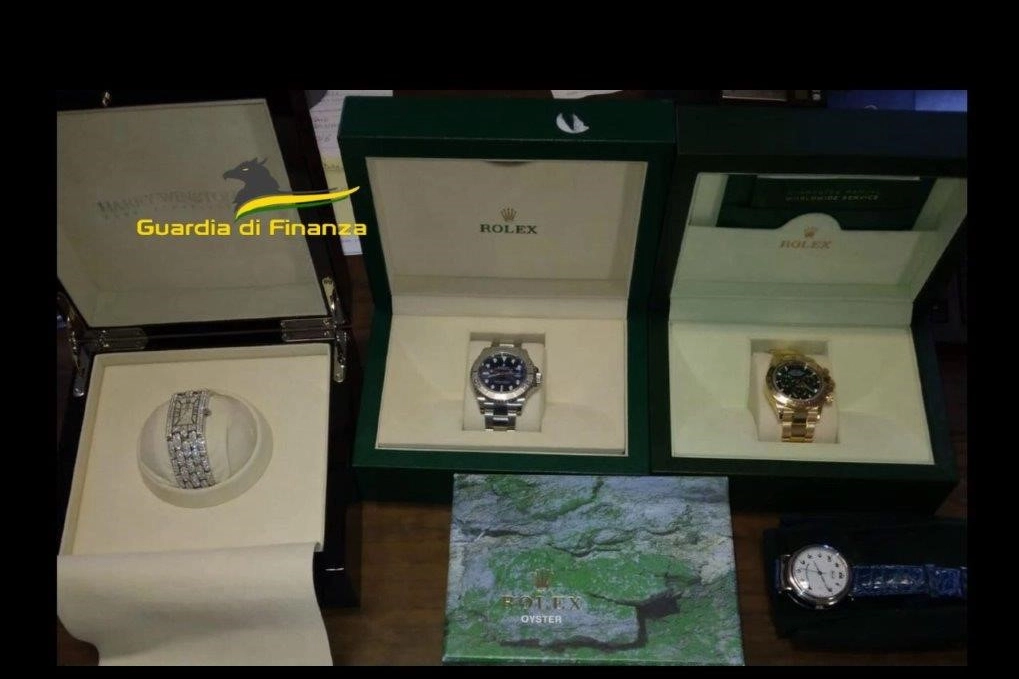 Gli orologi sequestrati