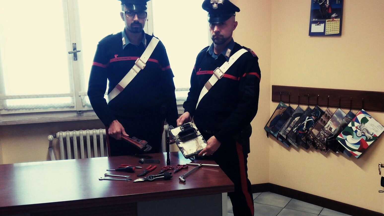 i grimaldelli sequestrati dai carabinieri della Compagnia di Verolanuova