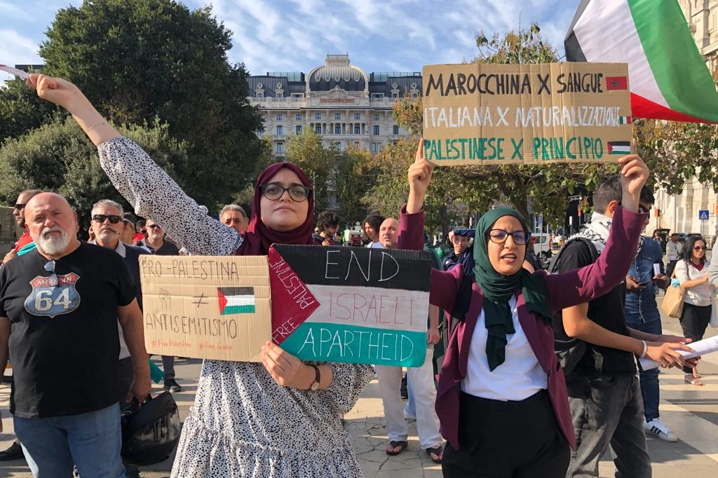 La manifestazione pro Palestina a Milano