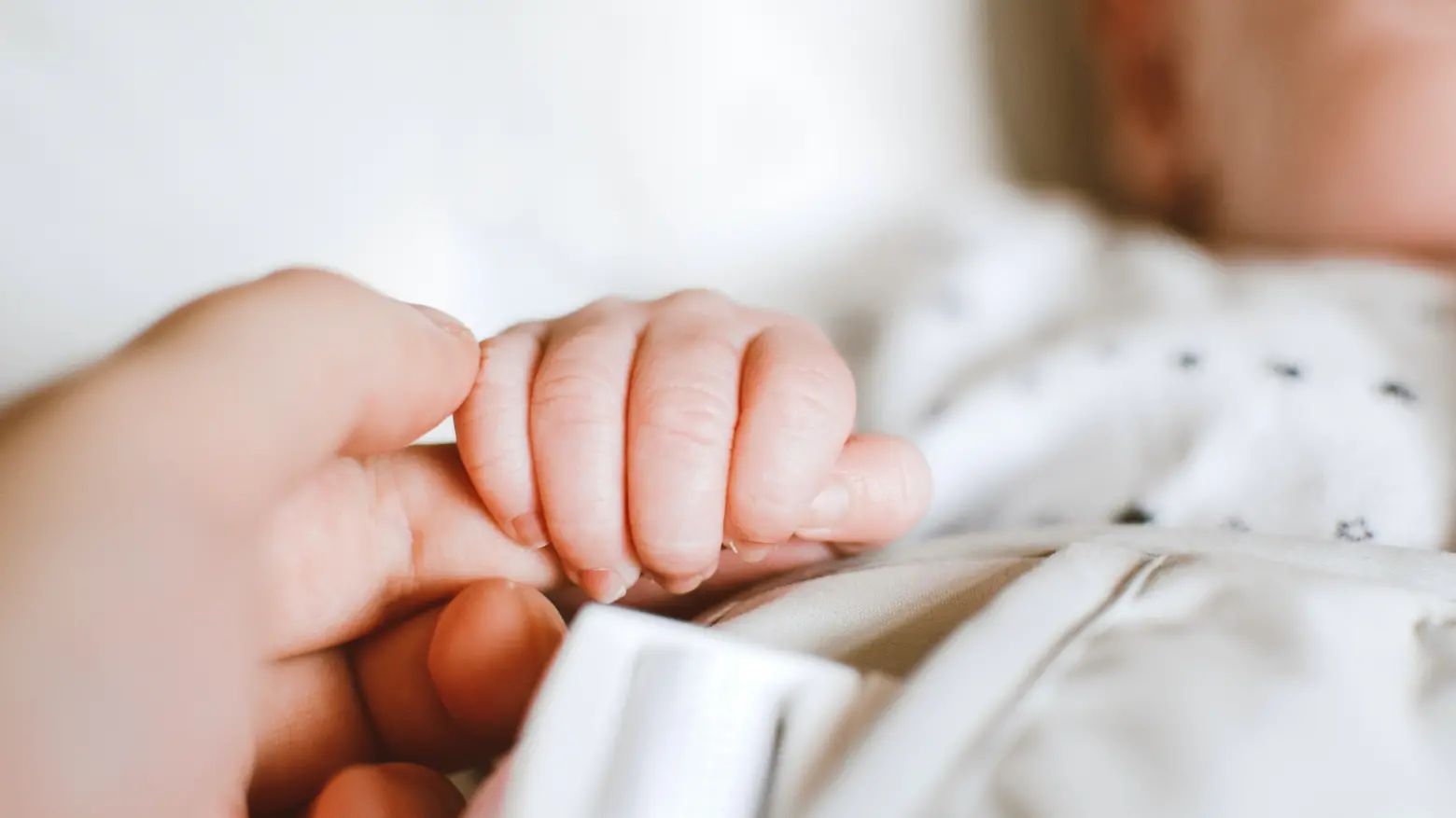 È finito in tribunale il caso della mamma 13enne di Mantova È finito in tribunale il caso della mamma 13enne di Mantova
