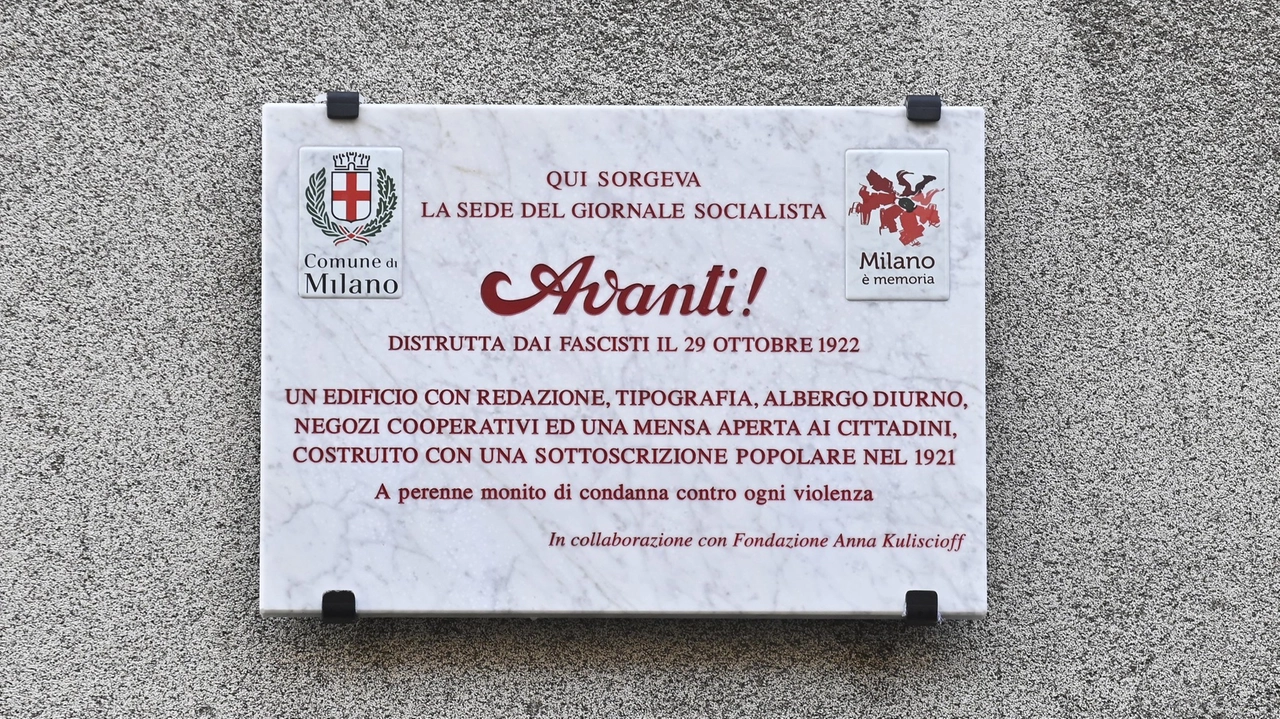 La targa commemorativa