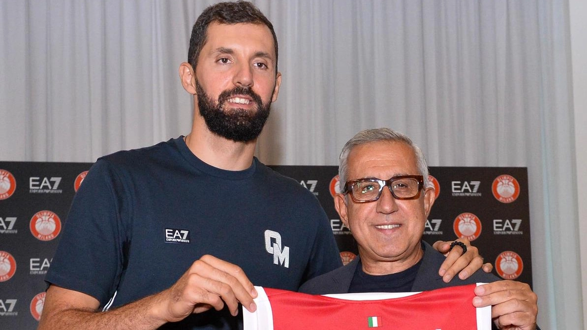 Olimpia, senti Mirotic e sogna "Qui per far volare in alto Milano" Olimpia, senti Mirotic e sogna "Qui per far volare in alto Milano"
