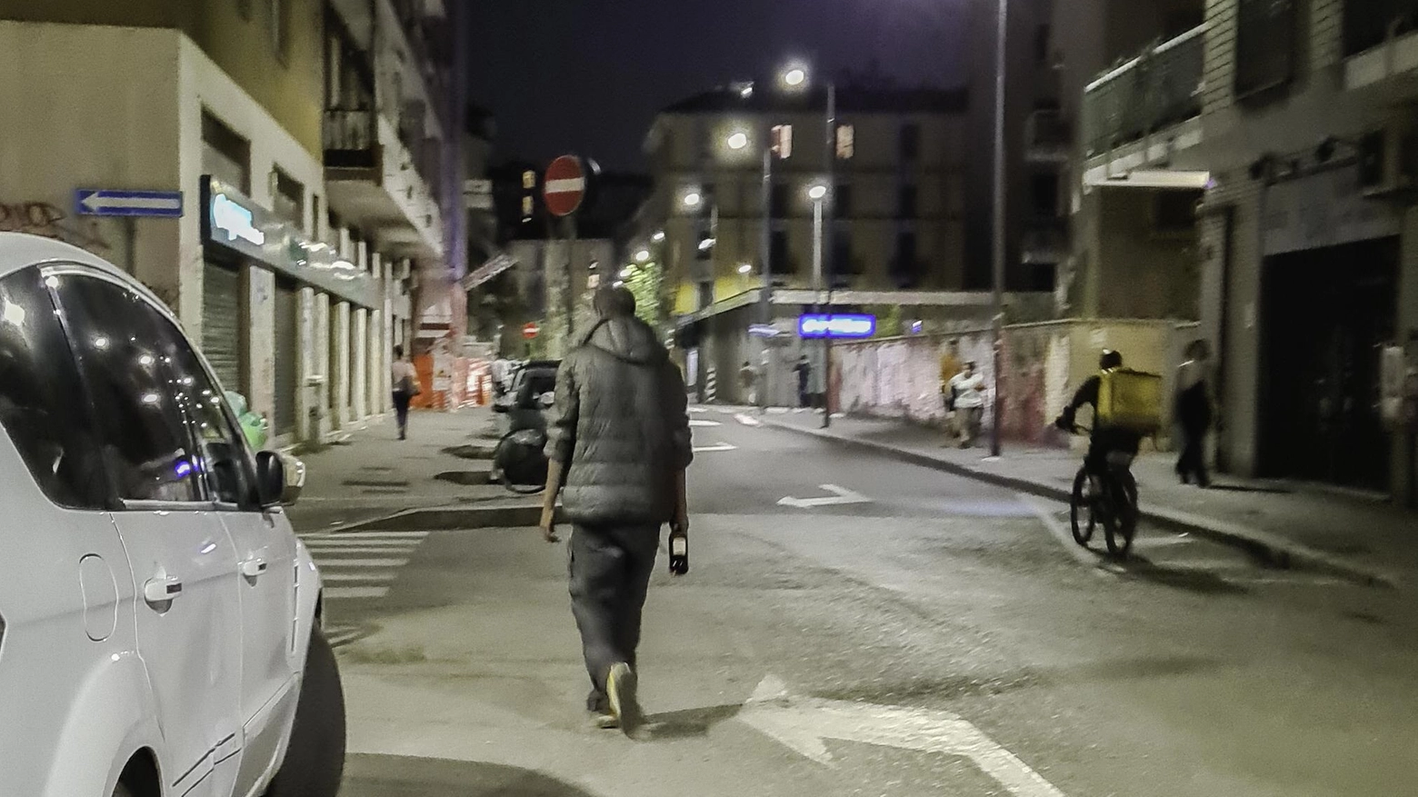 La notte di Via Padova  Viaggio tra ubriachi e pusher  Il lento cammino della rinascita