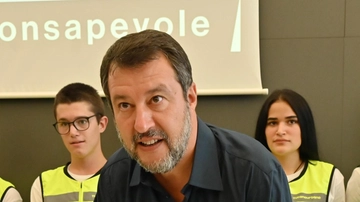 Matteo Salvini a Milano: "La città a 30 km orari non ha senso"