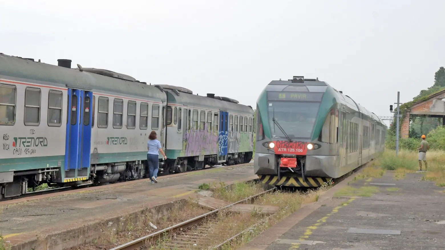 Tratto pavese della linea ferroviaria Milano-Genova