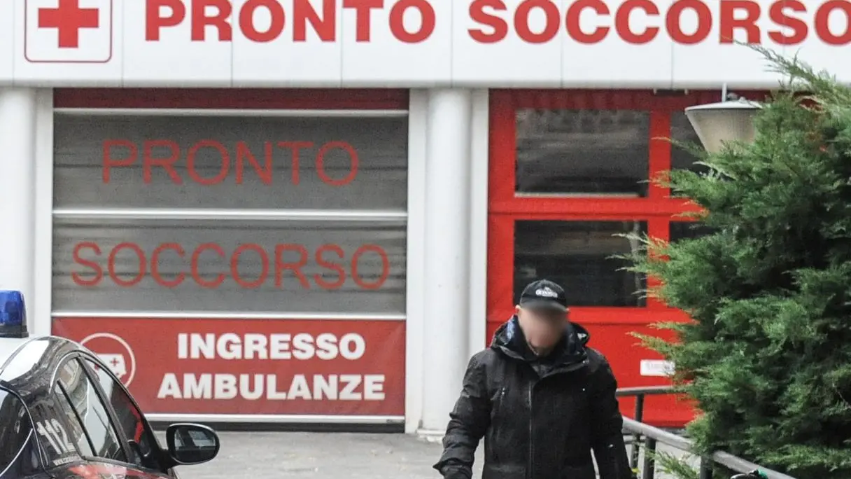 Ospedale senza personale Arriva Bertolaso Ospedale senza personale Arriva Bertolaso