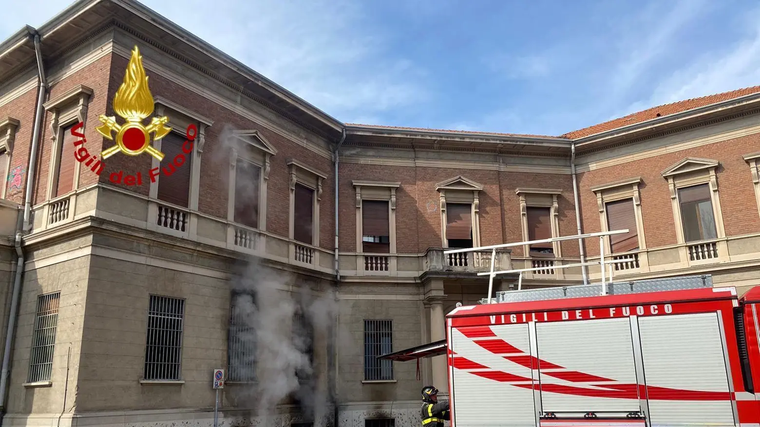 Incendio negli uffici dell’ex ospedale Incendio negli uffici dell’ex ospedale