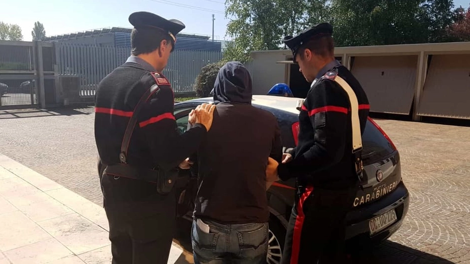 L'uomo è stato arrestato sotto casa dell'ex fidanzata (foto di repertorio) L'uomo è stato arrestato sotto casa dell'ex fidanzata (foto di repertorio)