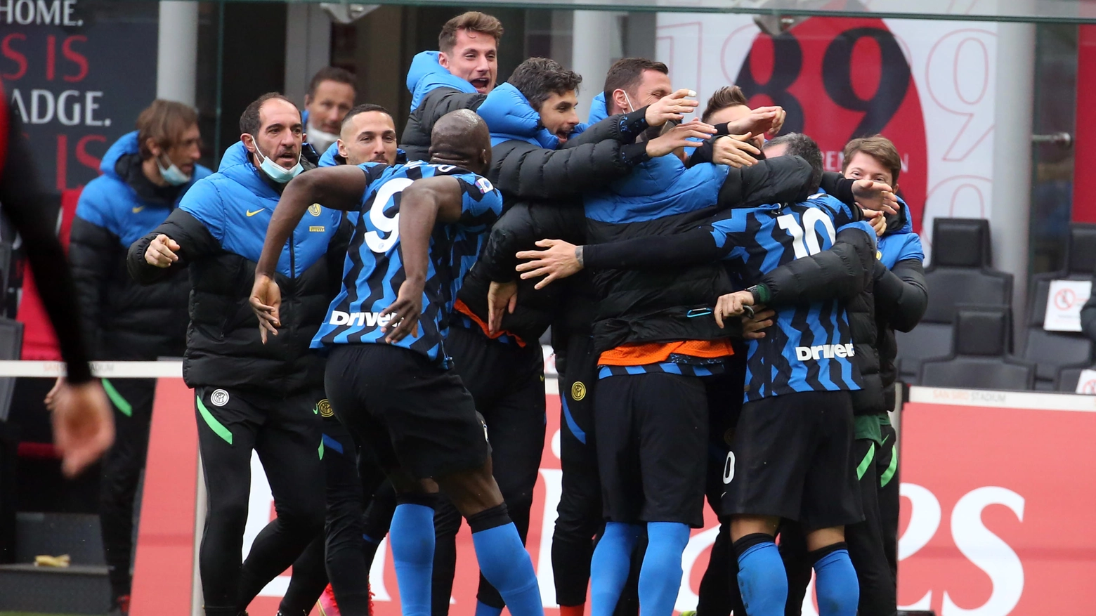 Il derby è dell'Inter: la gioia nerazzurra