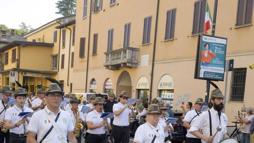 Partenza timida per le penne nere. Alpini a raduno, ma la ressa non c’è