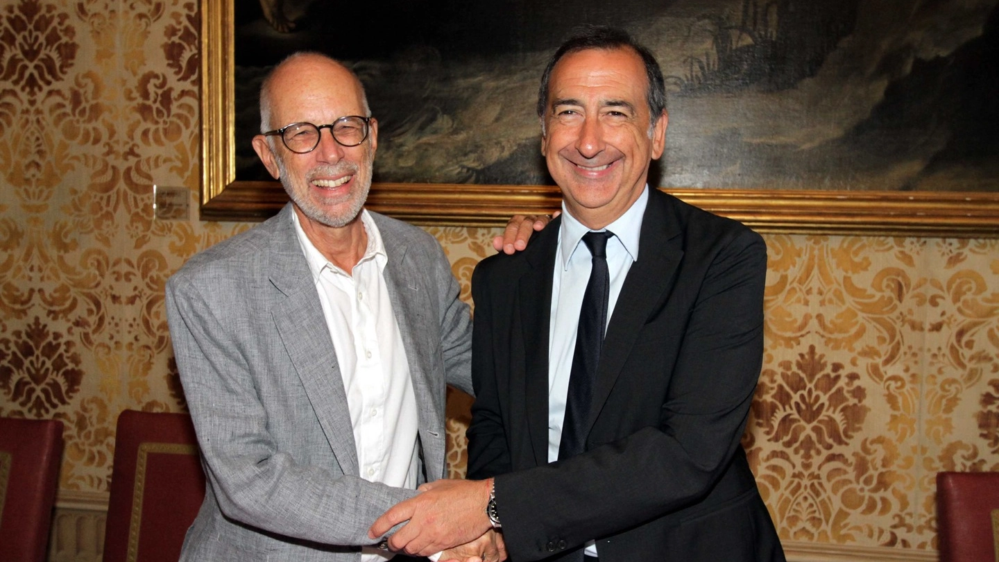 Gabriele Salvatores con il sindaco Beppe Sala (Newpress)