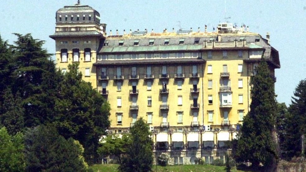LIBERTY L’Hotel Palace  è stato progettato  sul Colle Campigli  ai primi  del Novecento dal noto architetto  Giuseppe Sommaruga