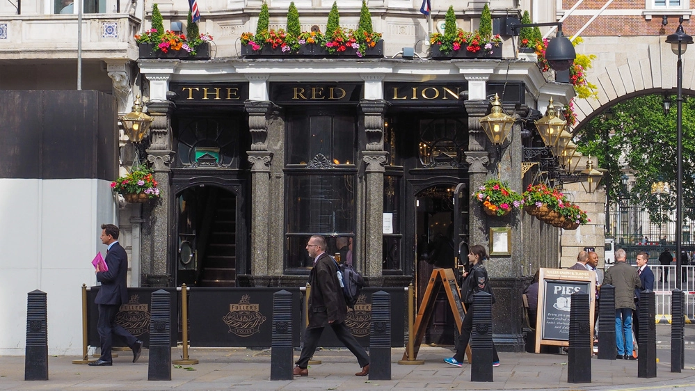 The Red Lion è il nome di pub più diffuso nel Regno Unito - Foto: claudiodivizia/iStock