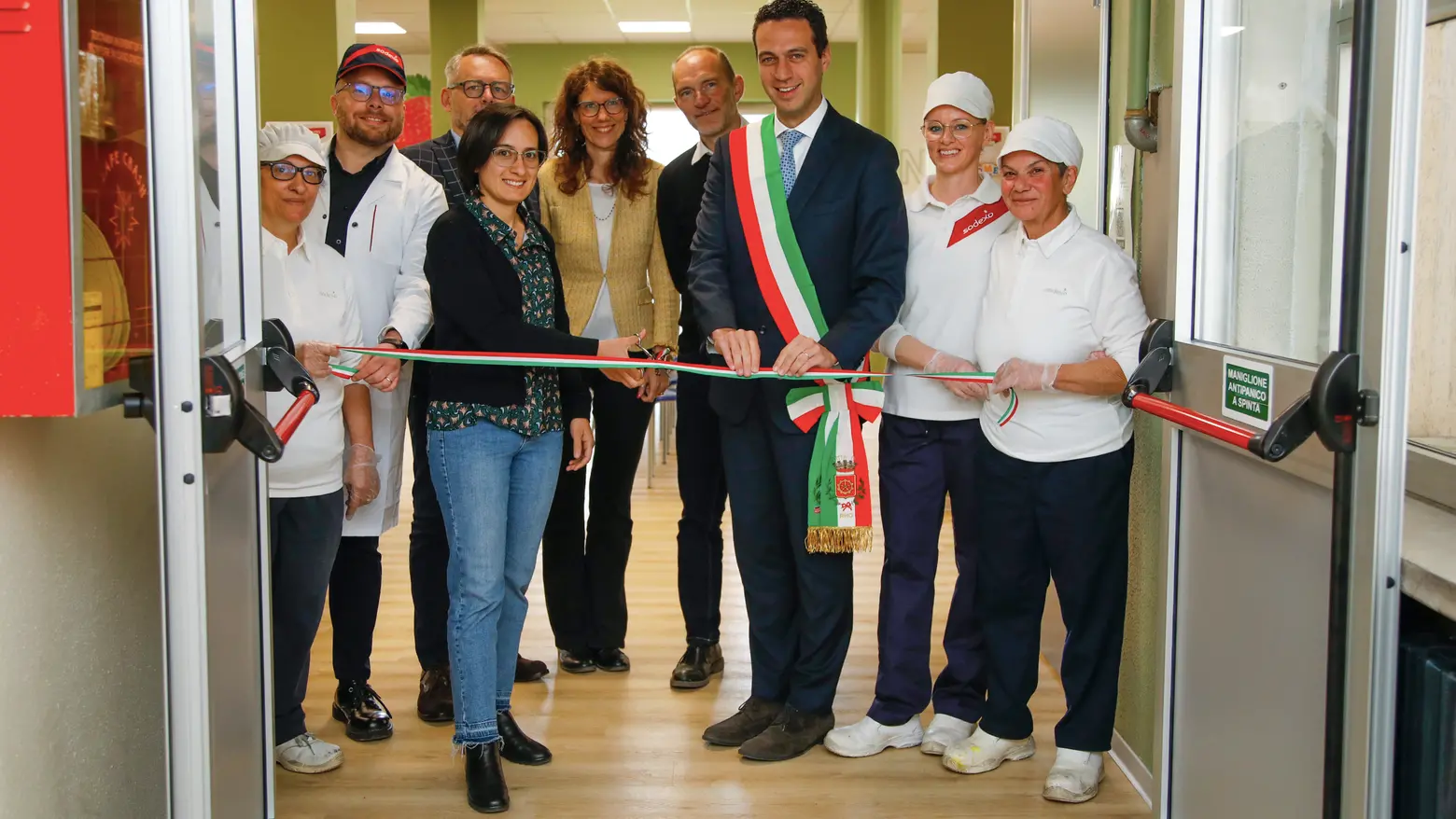 Inaugurazione refettorio sostenibile scuola De Andrè Rho Inaugurazione refettorio sostenibile scuola De Andrè Rho