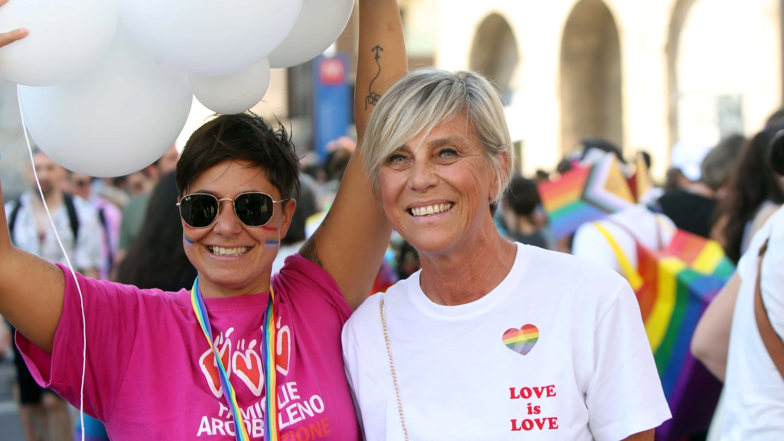 La sindaca di Brescia, Laura Castelletti, al Pride