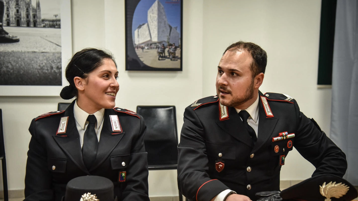 I coniugi carabinieri che hanno bloccato l'accoltellatore di Termini