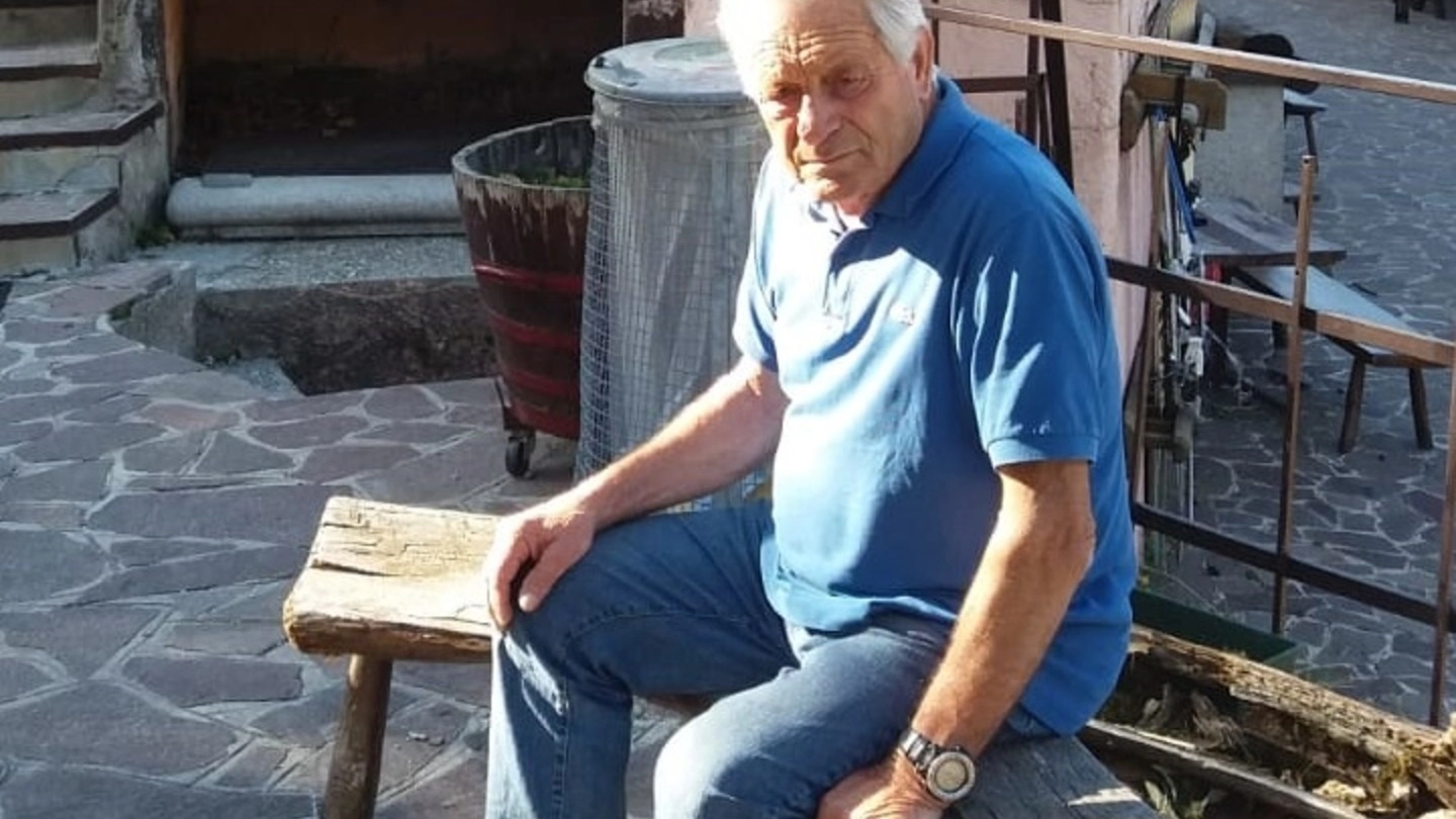 Marco Locatelli, 81 anni, proprietario del rifugio 