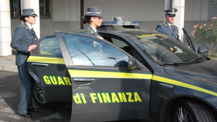 La Guardia di Finanza di  Varese ha dato esecuzione alla sentenza emessa dal Tribunale di Busto Arsizio