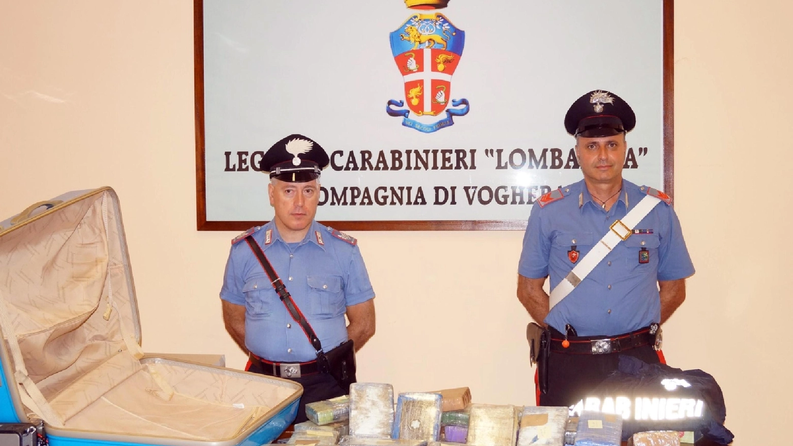 Una immagine fornita dai Carabinieri di Voghera (Pavia) riguardante il sequestro (Ansa)