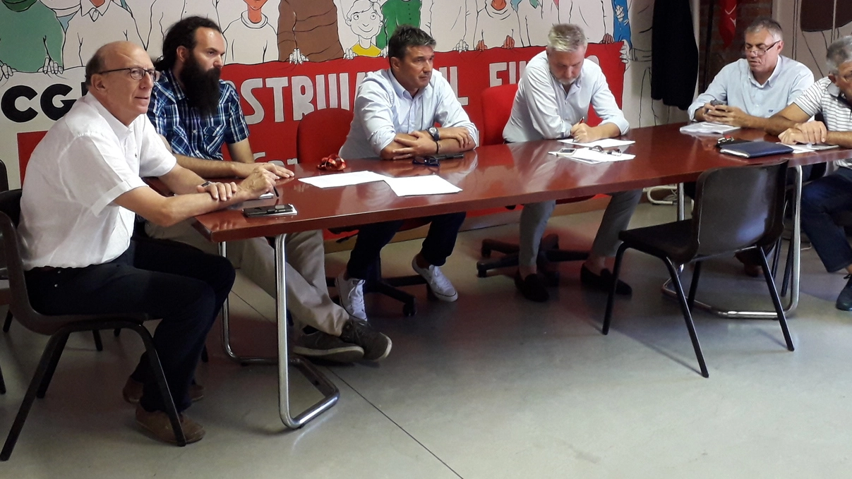 Lodi, il deputato dem Guerini incontra i lavoratori e presenta un’interrogazione