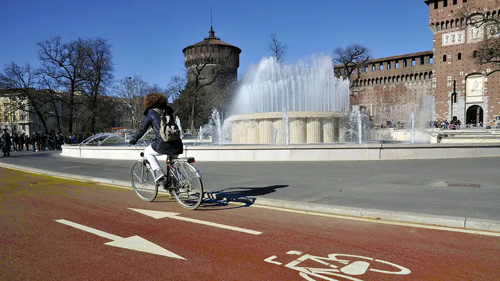 I milanesi sono in attesa della ciclabile della zona di Corso Sempione