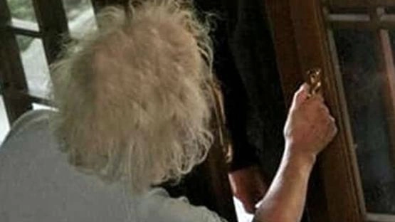 Finti controlli veri truffatori. Sos del Comune Finti controlli veri truffatori. Sos del Comune
