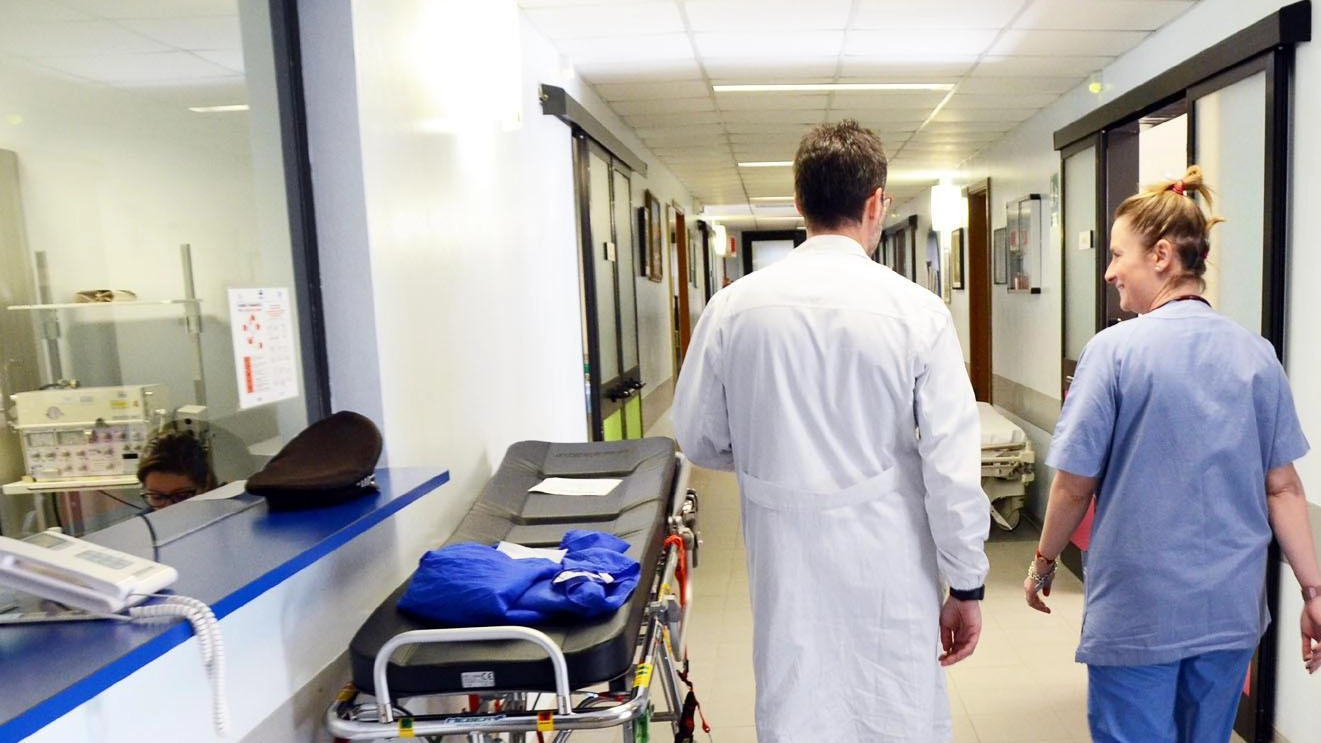 "Riprendiamoci l’ospedale prima che chiudano altri servizi" "Riprendiamoci l’ospedale prima che chiudano altri servizi"