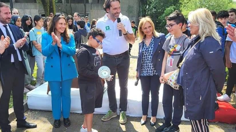 I giovani a lezione di artigianato Impegno e lavori da applauso I giovani a lezione di artigianato Impegno e lavori da applauso