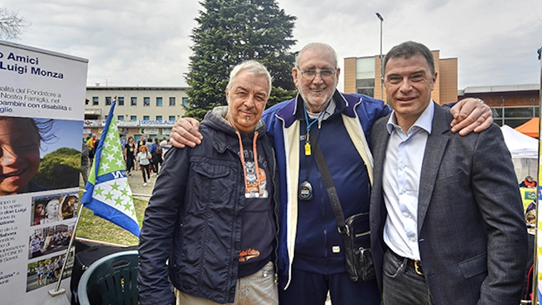 Felicino Redaelli con Davide Van De Sfroos e Antonio Rossi
