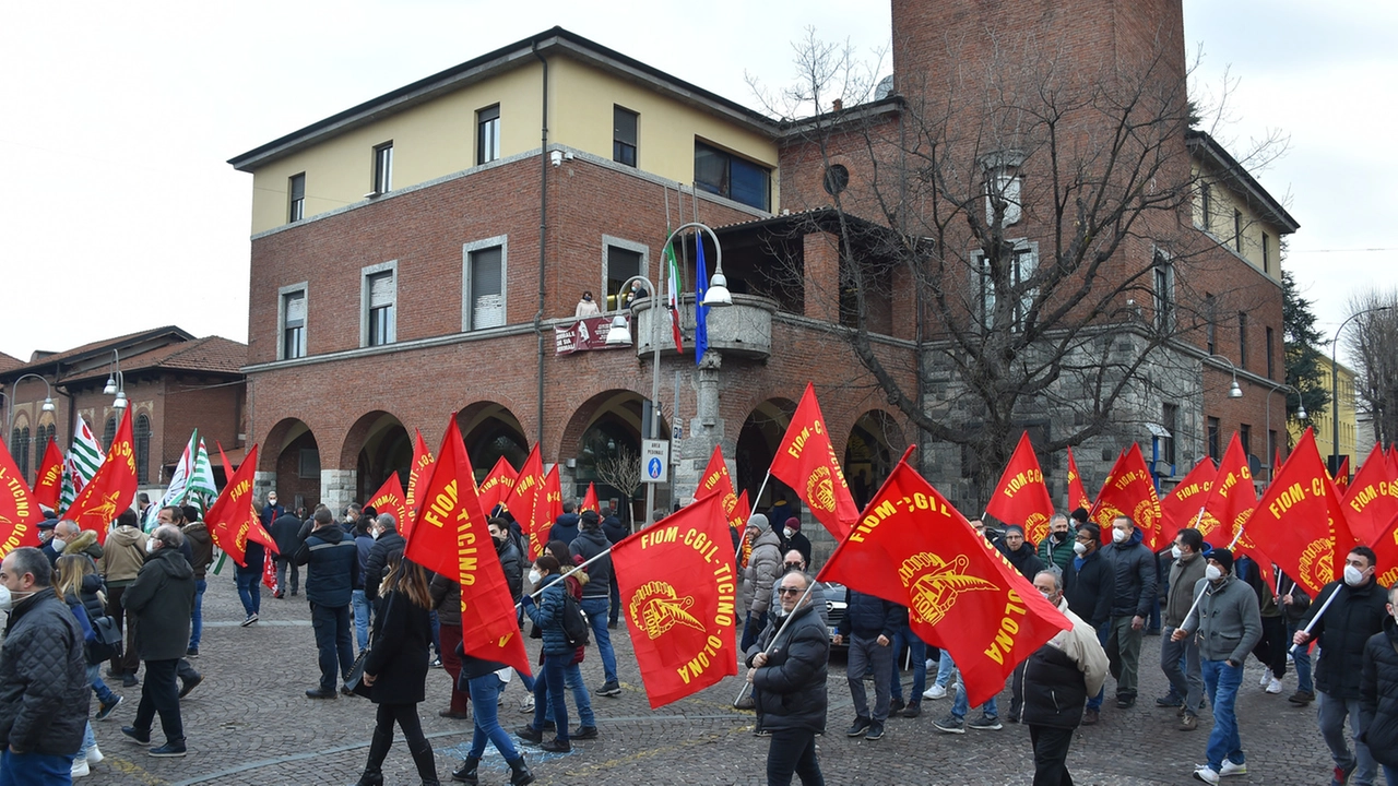 Rescaldina, Emerson in sciopero per salvare 150 posti di lavoro