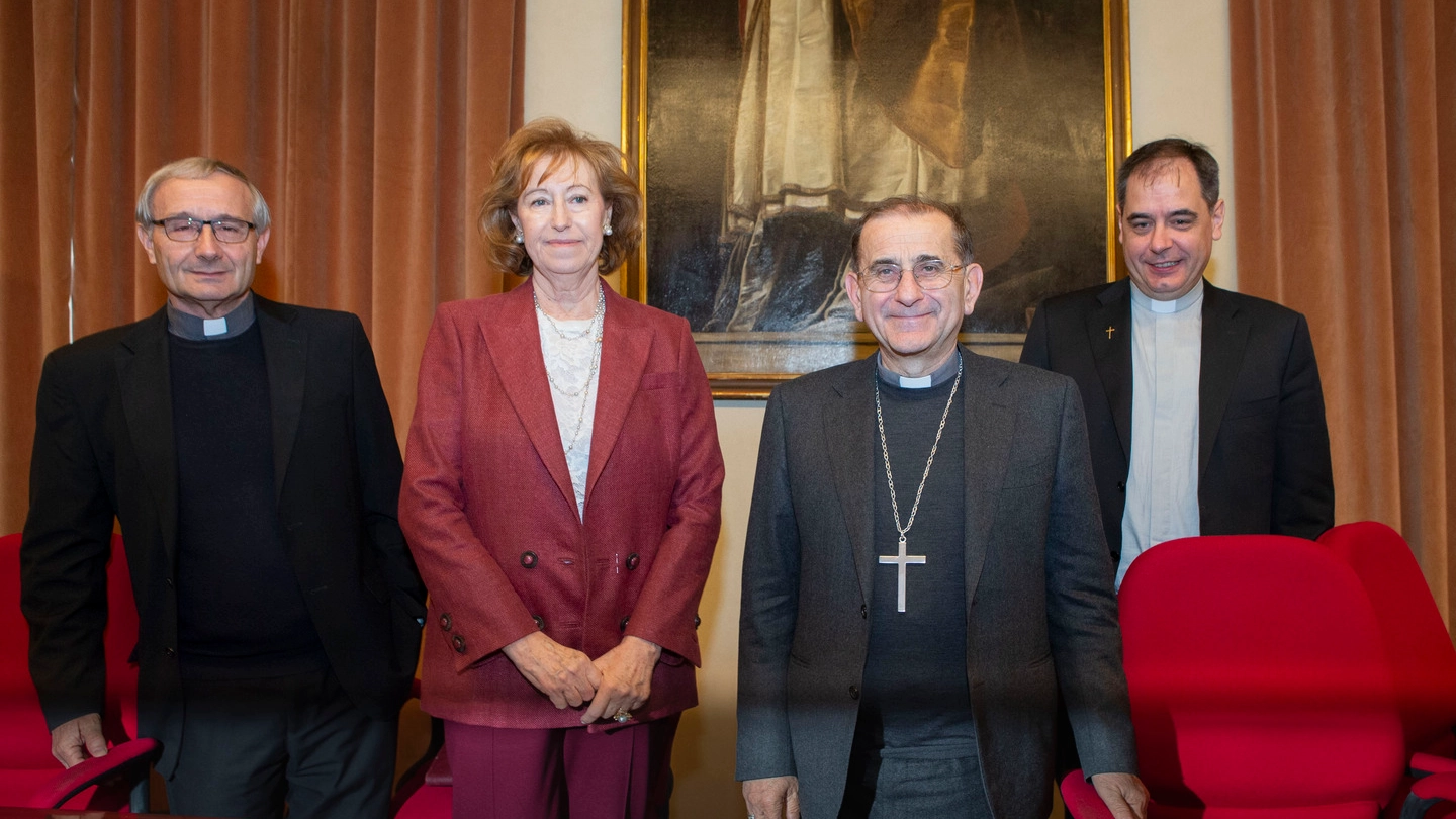 Don Antonio Novazzi, Letizia Moratti, l’arcivescovo Mario Delpini e Bruno Marinoni