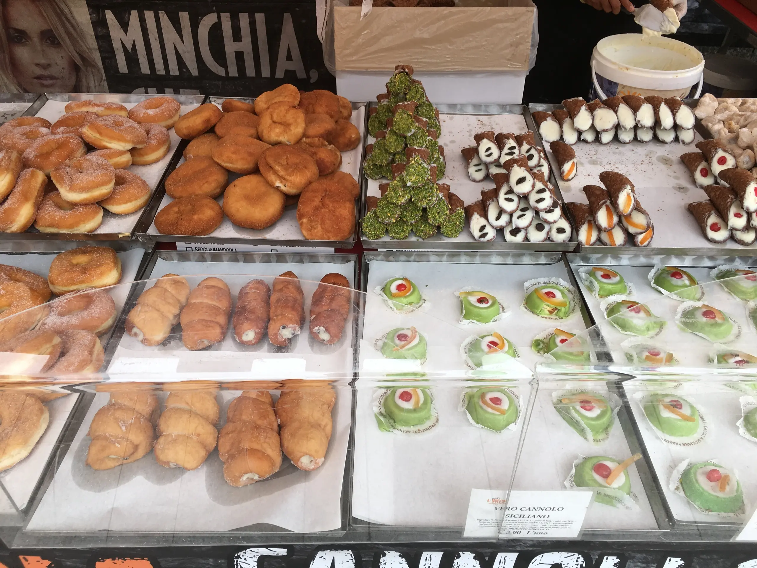 Arancini e cannoli: a Legnano si respira aria di Sicilia / FOTO