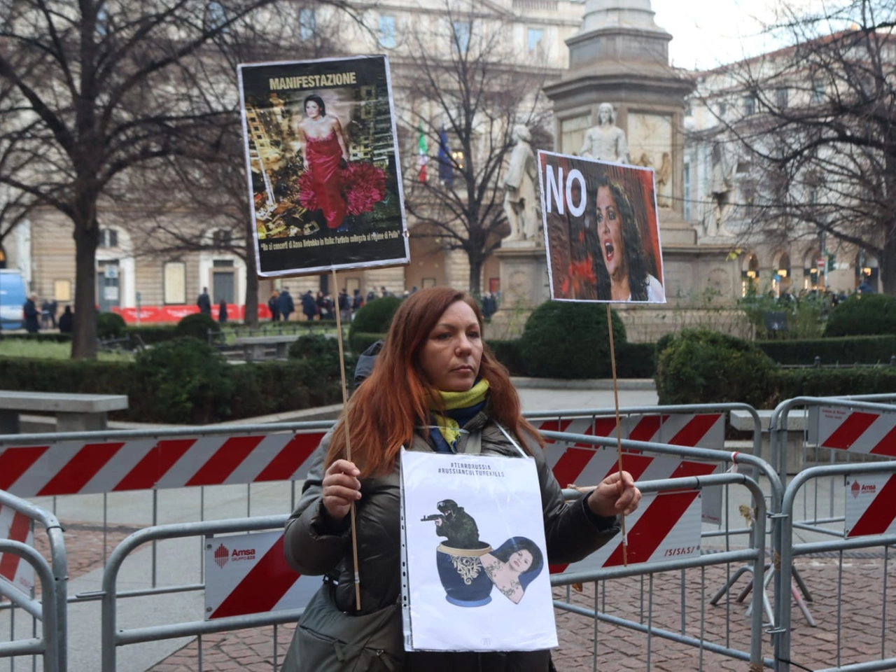 Protesta Ucraina alla Prima della Scala
