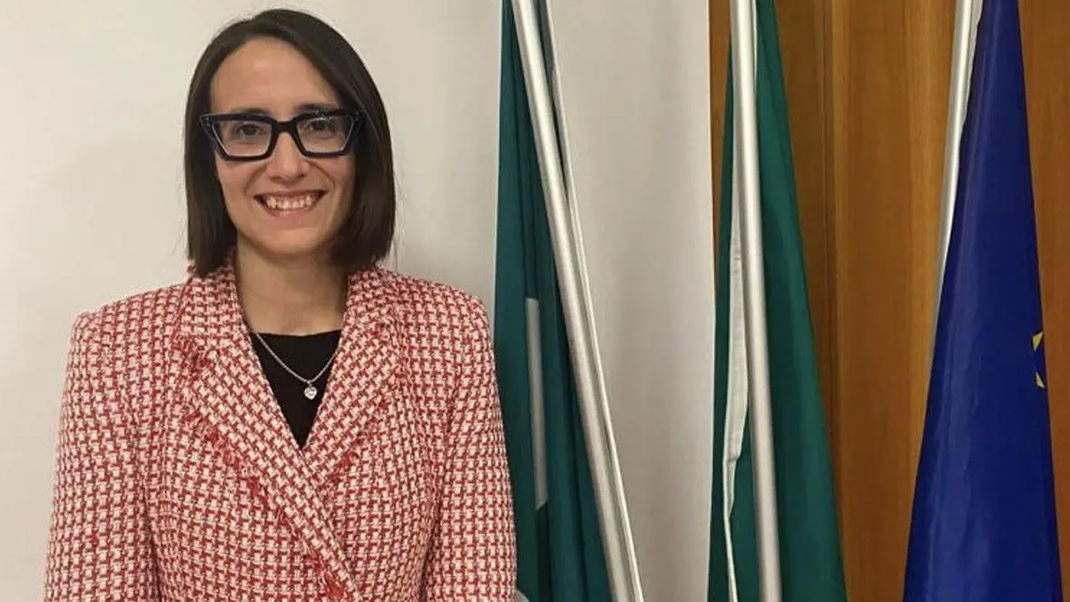 Hanno vinto i vandali Il Comune smantella giochi e panchine distrutti dai teppisti Hanno vinto i vandali Il Comune smantella giochi e panchine distrutti dai teppisti
