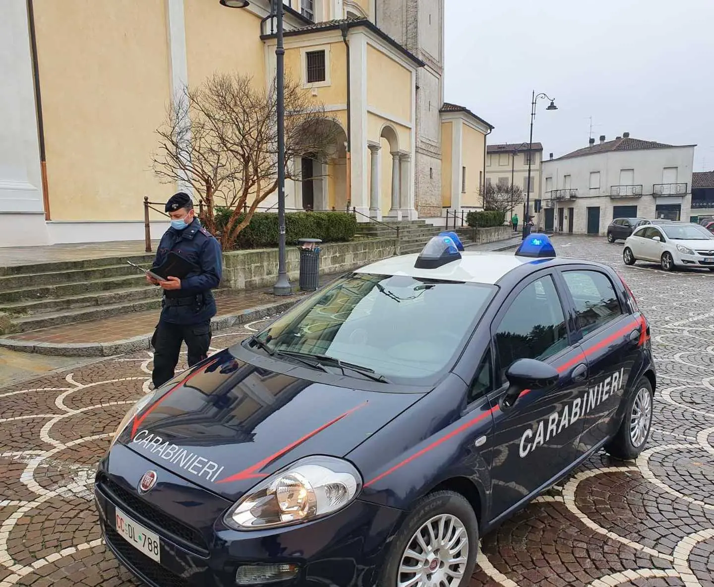 Reddito di cittadinanza: falsi poveri per fondi veri, sei indagati