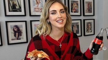 Dopo il pandoro-gate. Anche Coca Cola molla Ferragni. Vacilla l’impero della influencer