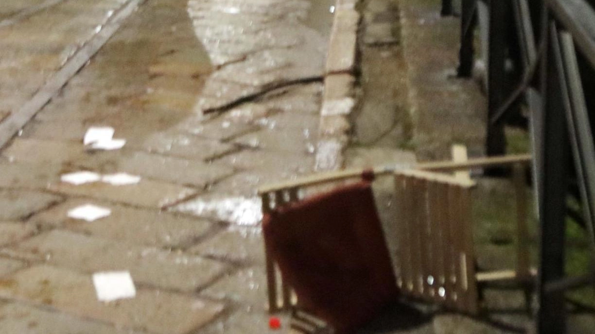 "Locali sfregiati e vie blindate. Questo i milanesi non lo meritano" "Locali sfregiati e vie blindate. Questo i milanesi non lo meritano"