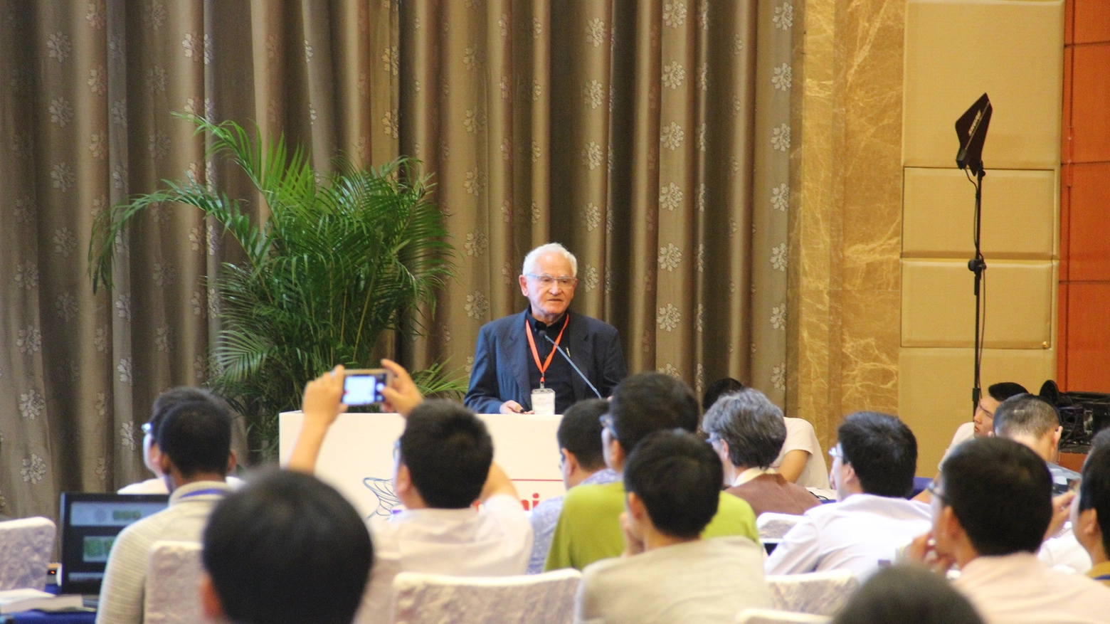 Il professor Casati premiato a Pechino
