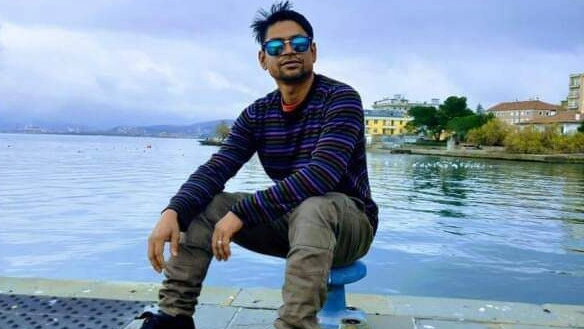 Abdul Ruman 25enne bengalese lascia la ragazza sposata pochi mesi fa e la madre, Abdul Ruman 25enne bengalese lascia la ragazza sposata pochi mesi fa e la madre,