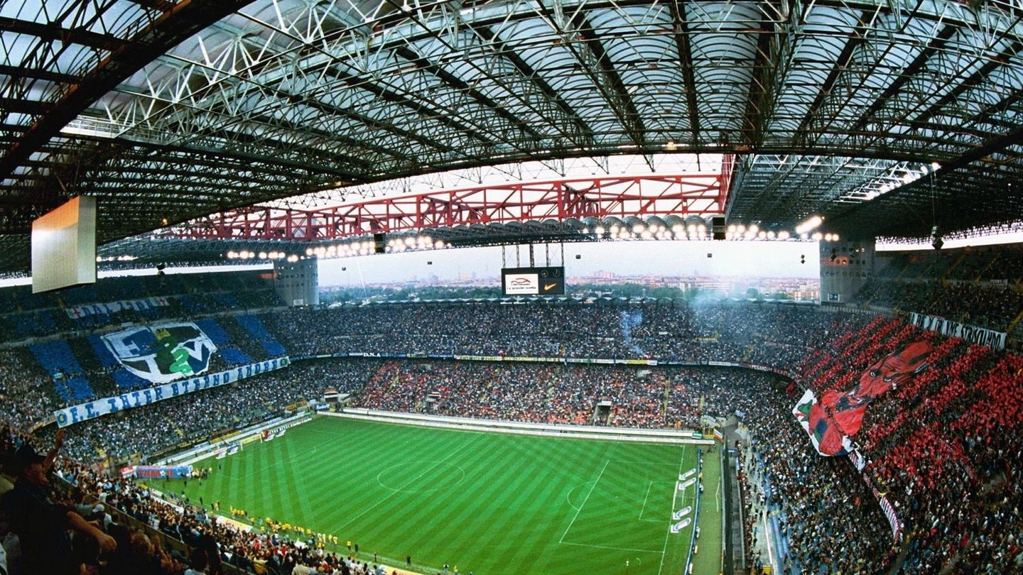 Una panoramica dello stadio Meazza a Milano